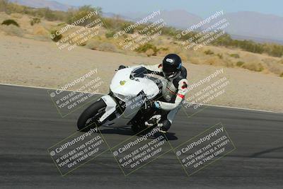 media/Feb-04-2023-SoCal Trackdays (Sat) [[8a776bf2c3]]/Turn 6 Inside (1025am)/